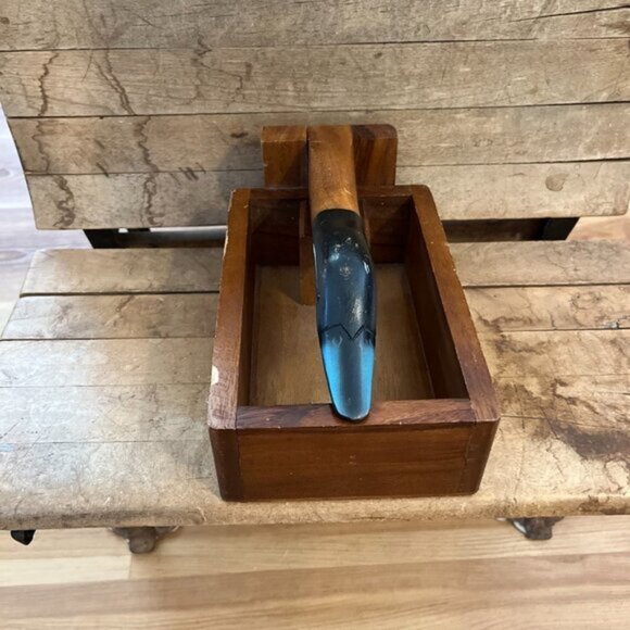 1950's Vintage Beautiful Maple Hand Painted Mallard Duck Nut Cracker - Picture 10 of 11